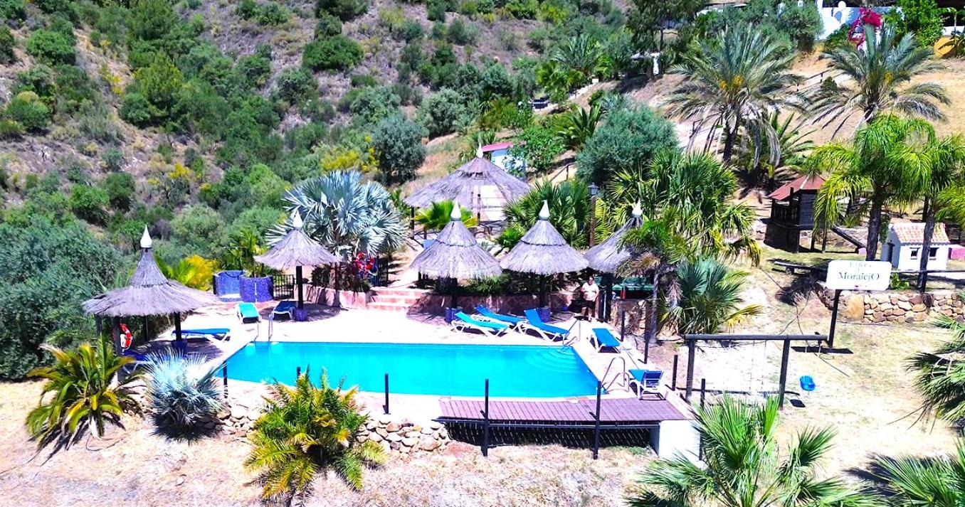 Castle Tower Ground Floor Apartment In Rural Holiday Park 'Cezanne' Tolox Exterior photo