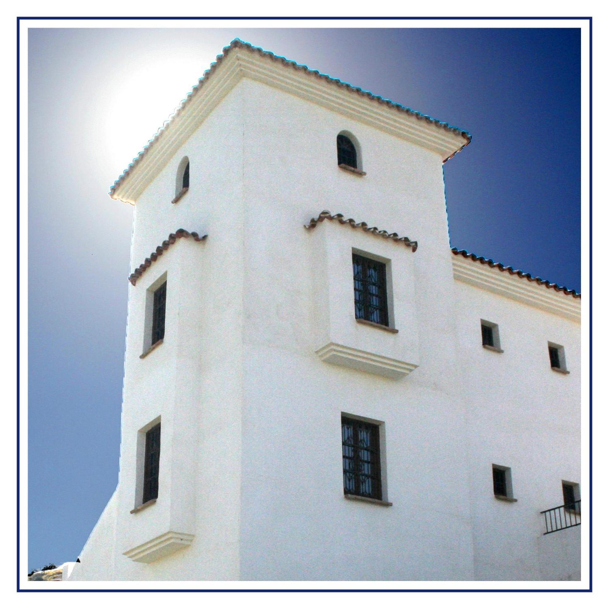 Castle Tower Ground Floor Apartment In Rural Holiday Park 'Cezanne' Tolox Exterior photo